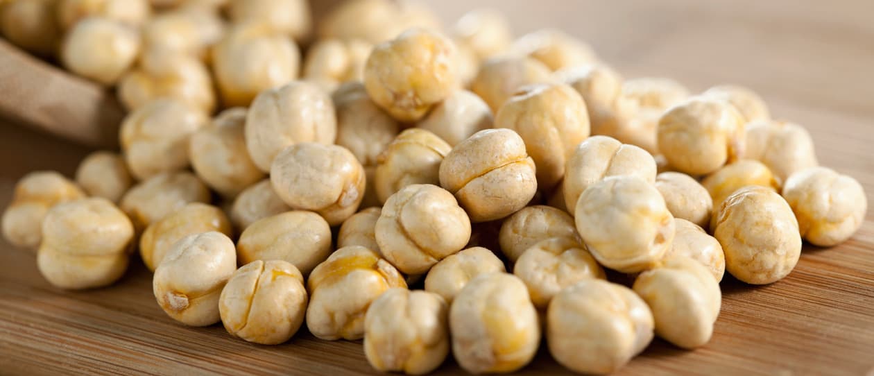 Tomatoparsleandchickpeafettuccinerecipemain